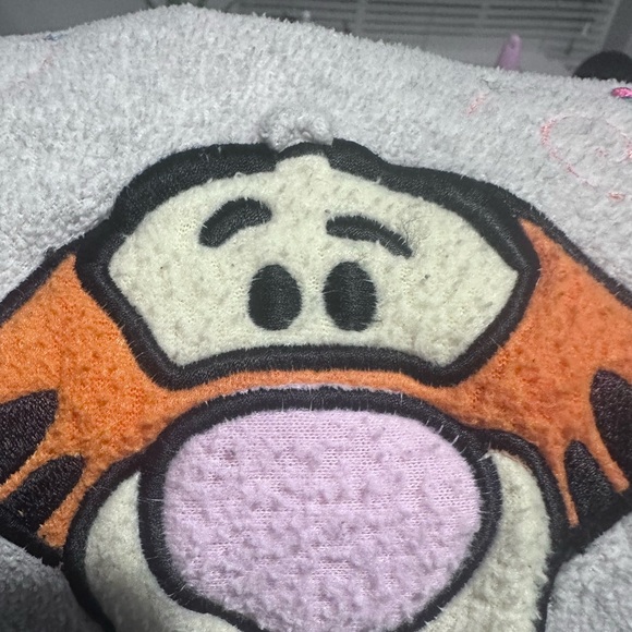 Vintage Disney Fleece Sweatshirt 3/4 Zip Tigger Embroidered Hoodie Beige M - Picture 7 of 10